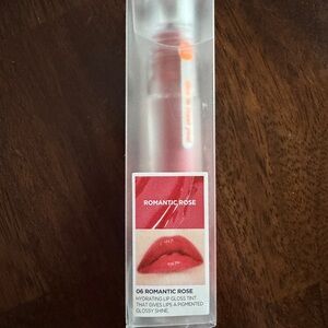 Silhouette Lip Gloss - Romantic Rose